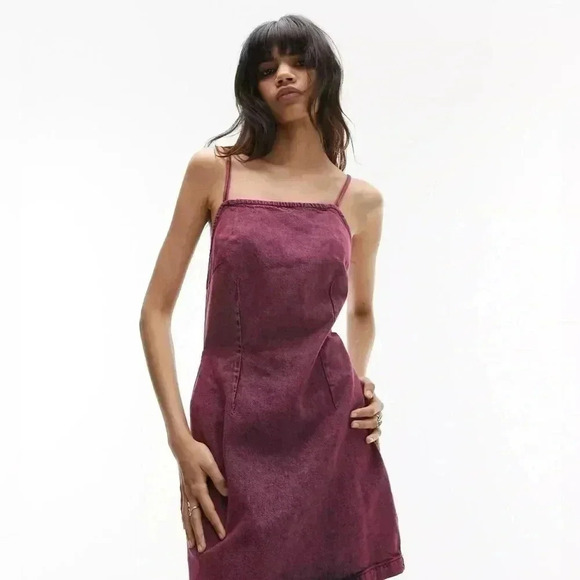 ❤️Topshop over dye denim mini dress in pink Open back new with tag size 4 - Picture 2 of 8